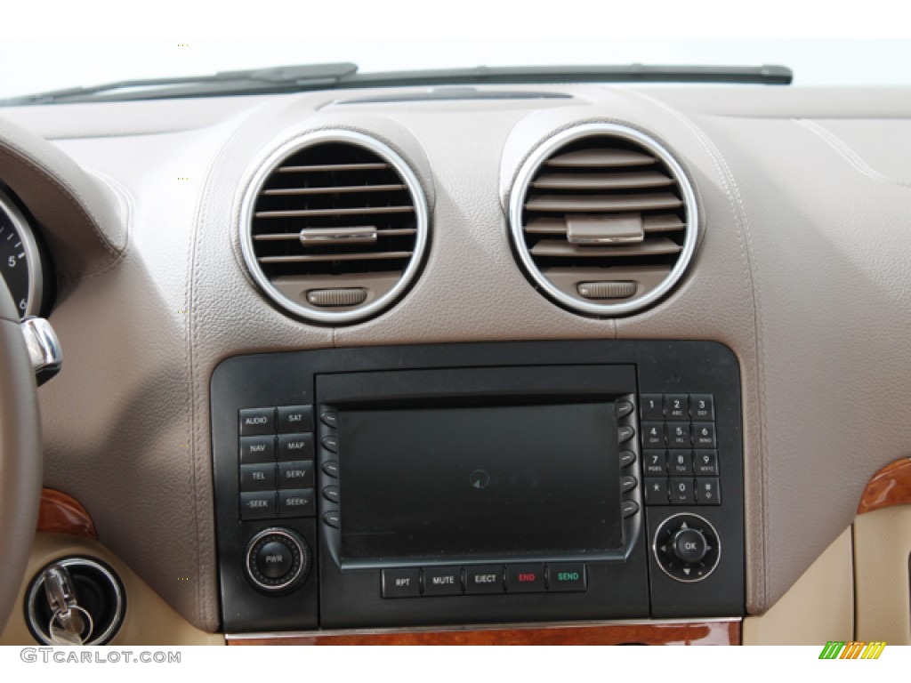2007 Mercedes-Benz GL 450 Controls Photo #76667412