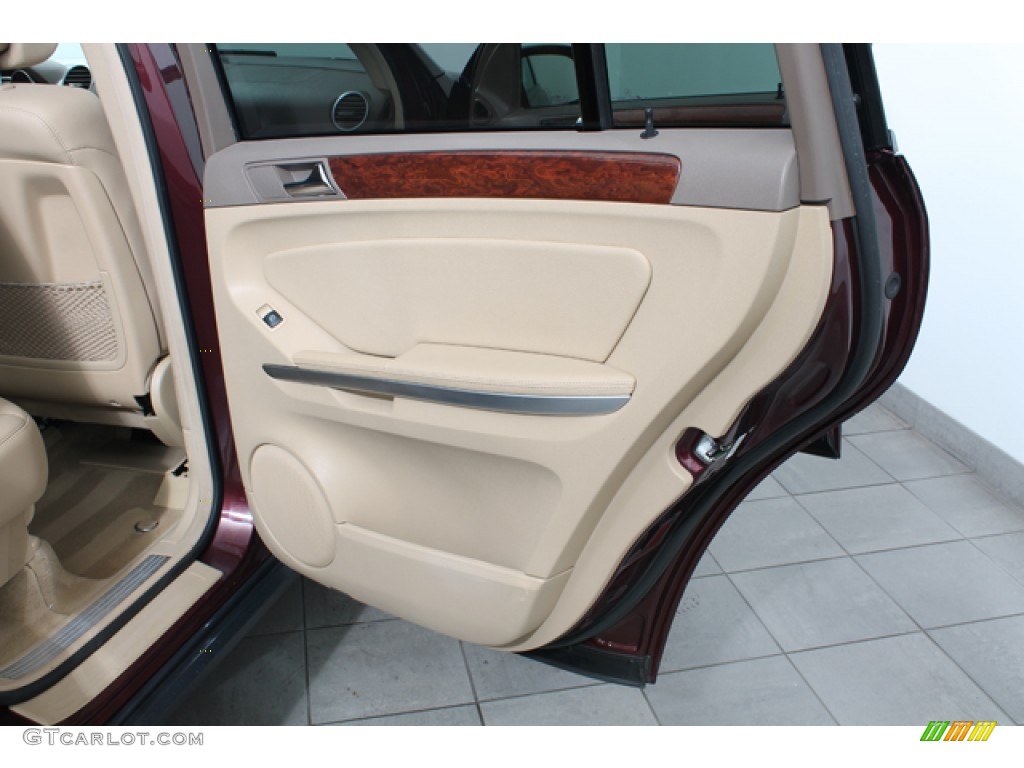 2007 GL 450 - Barolo Red Metallic / Macadamia photo #13