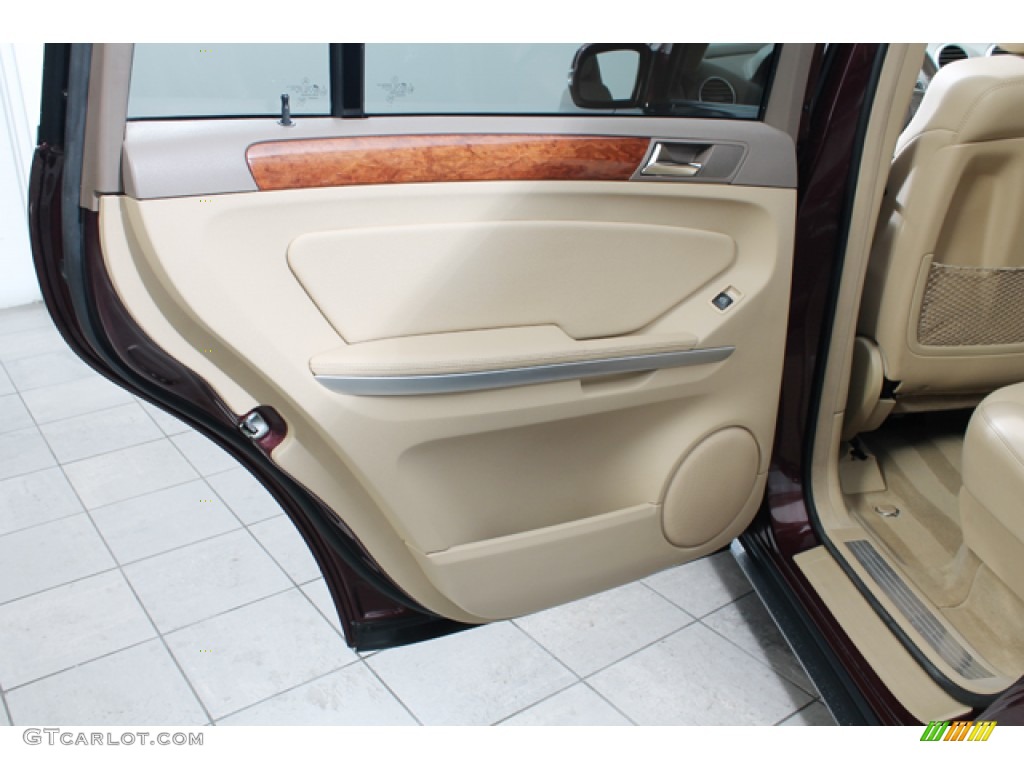 2007 Mercedes-Benz GL 450 Macadamia Door Panel Photo #76667555