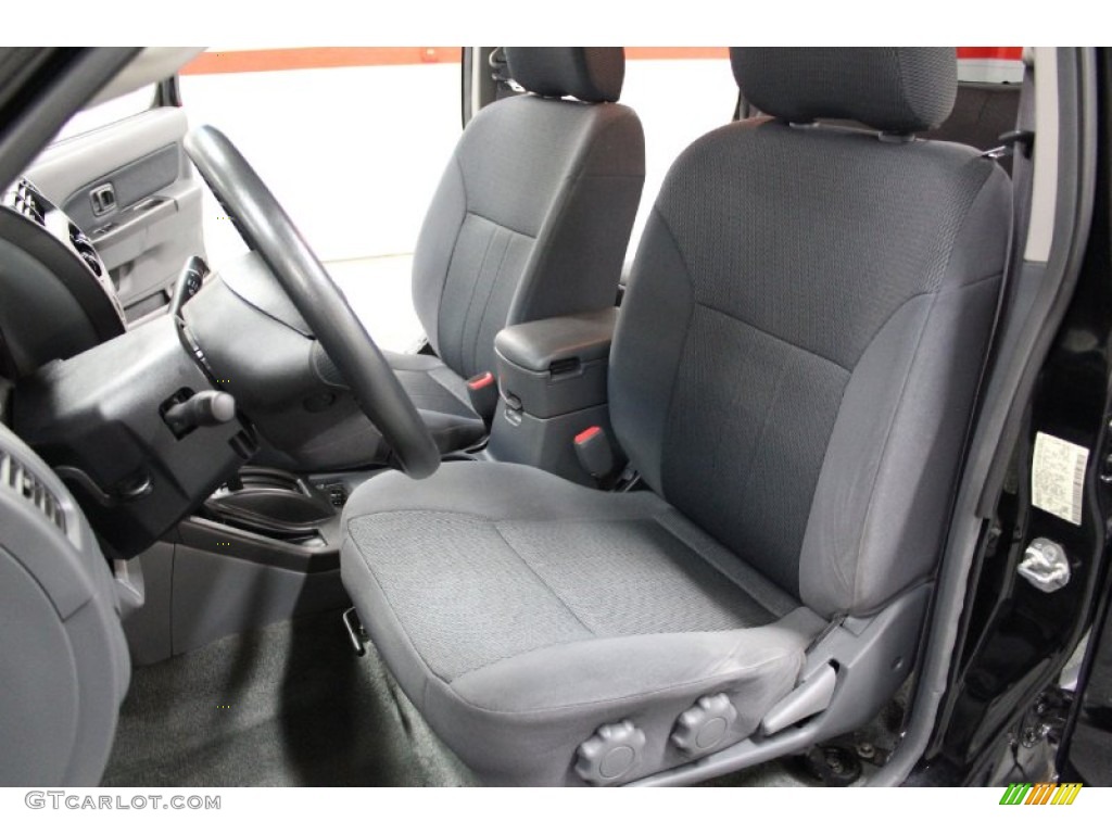 Gray Interior 2004 Nissan Frontier XE V6 Crew Cab 4x4 Photo #76668761