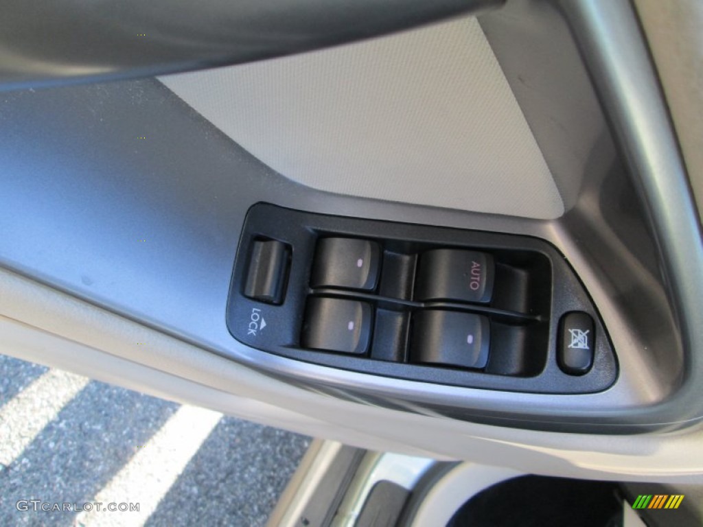 2009 Outback 2.5i Special Edition Wagon - Seacrest Green Metallic / Warm Ivory photo #13