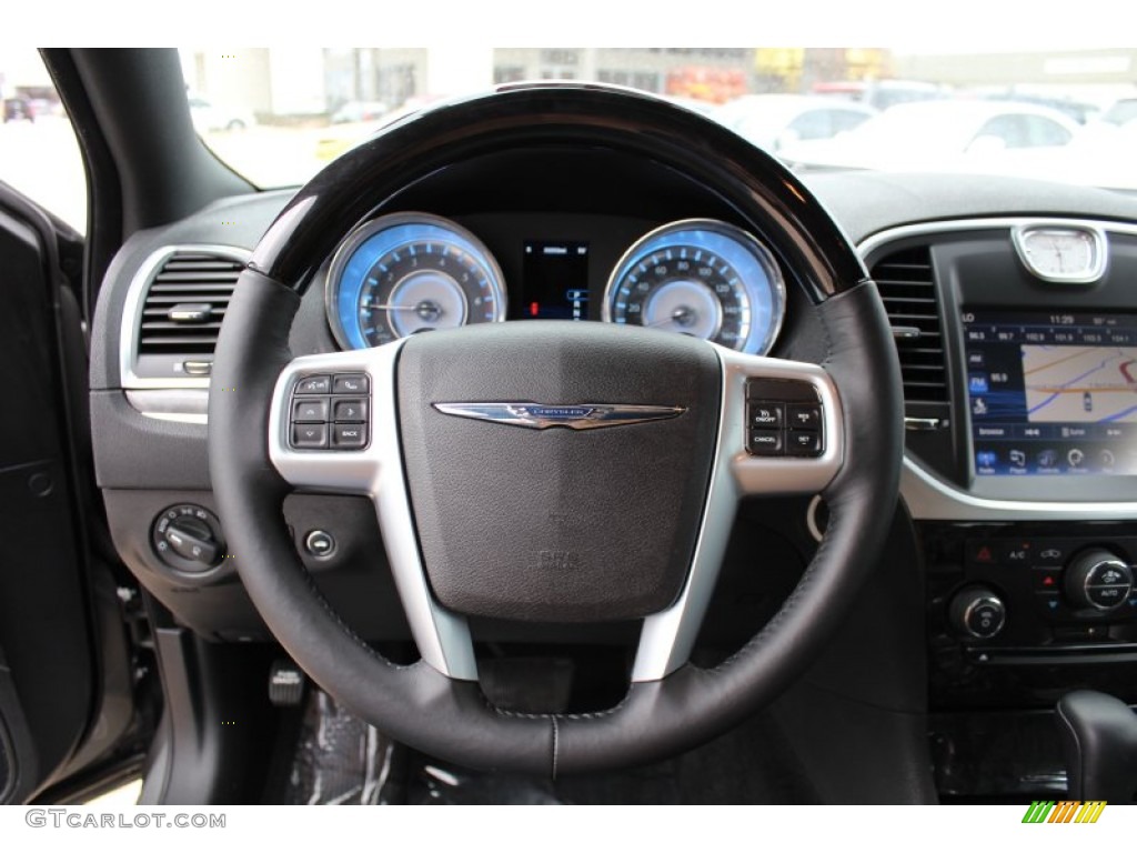 2012 Chrysler 300 C Steering Wheel Photos