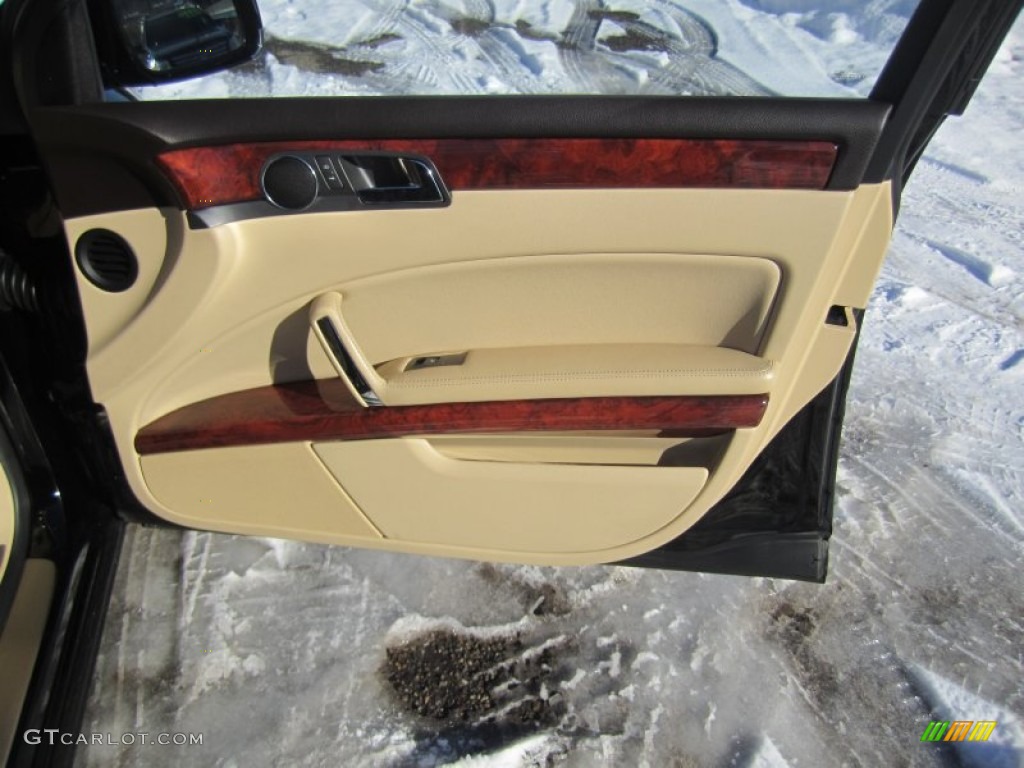 2004 Volkswagen Phaeton W12 4Motion Sedan Door Panel Photos