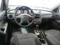 2005 Mitsubishi Outlander Charcoal Interior Prime Interior Photo