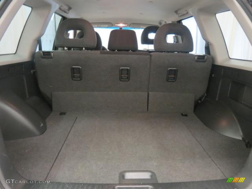 2005 Mitsubishi Outlander XLS Trunk Photo #76672824