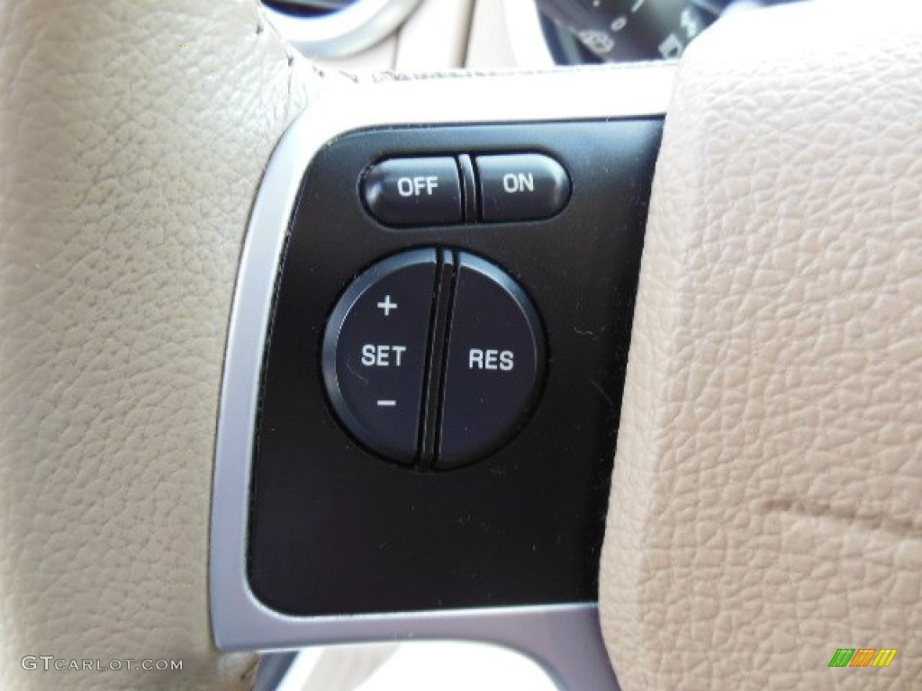 2010 Mercury Mountaineer V6 AWD Controls Photo #76672839