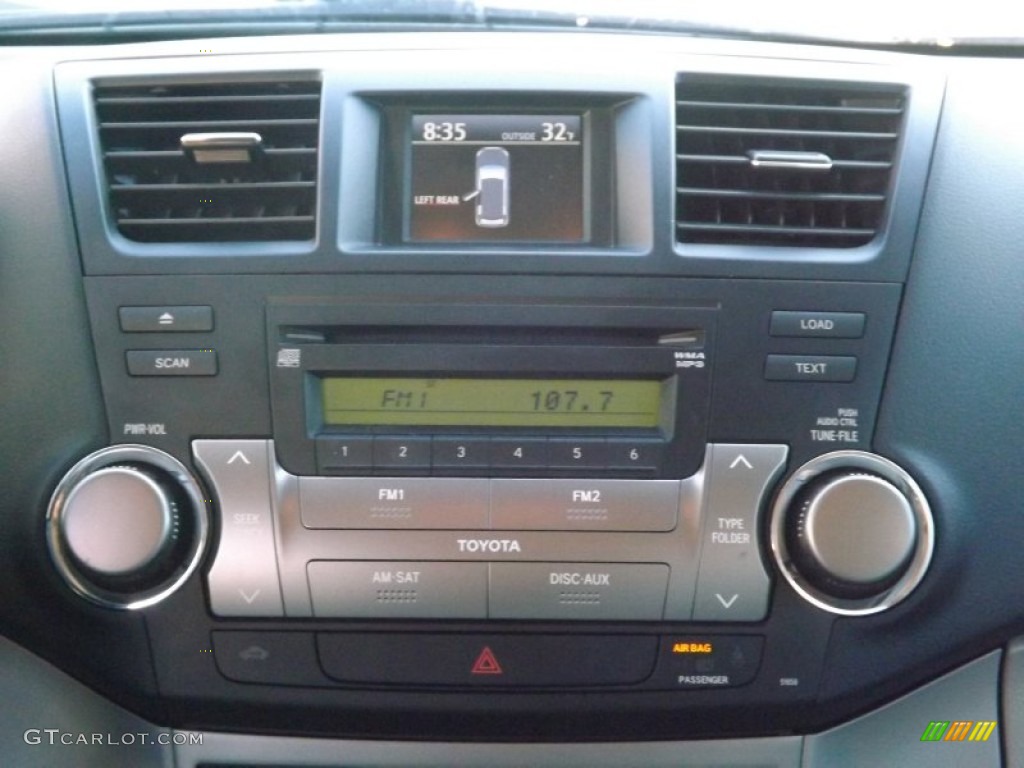 2010 Toyota Highlander Sport Controls Photo #76678941