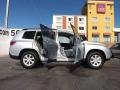 Classic Silver Metallic - Highlander SE Photo No. 11