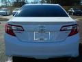 Super White - Camry SE Photo No. 4