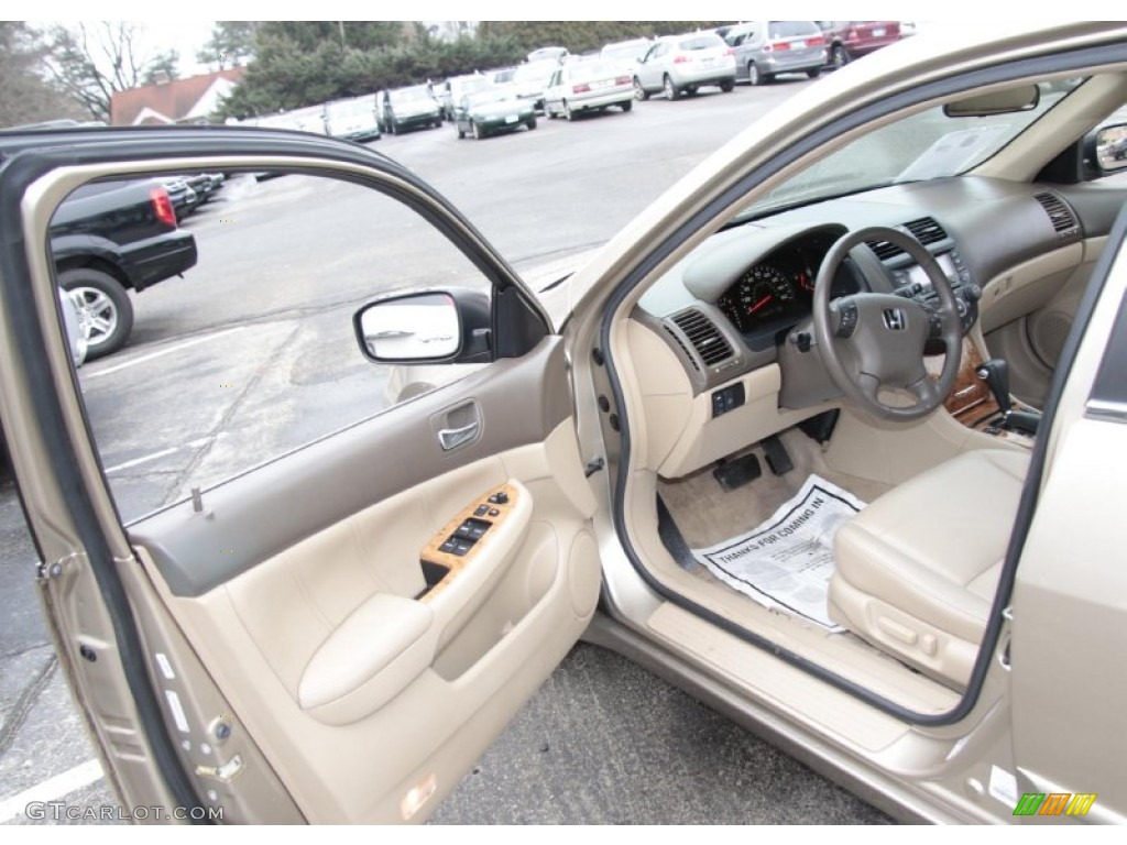 2004 Accord EX V6 Sedan - Desert Mist Metallic / Ivory photo #14