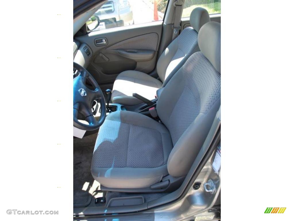 2004 Sentra 1.8 - Radium Gray / Taupe photo #14