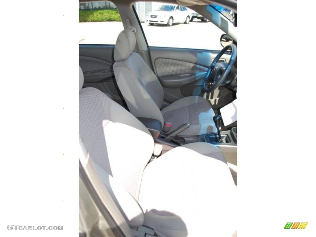 2004 Sentra 1.8 - Radium Gray / Taupe photo #19