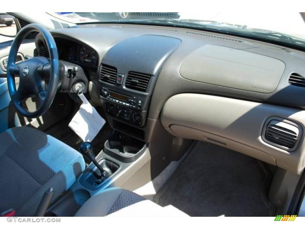 2004 Sentra 1.8 - Radium Gray / Taupe photo #20