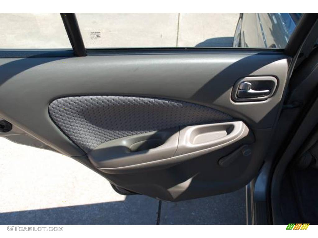 2004 Sentra 1.8 - Radium Gray / Taupe photo #22