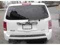 Taffeta White - Pilot LX 4WD Photo No. 7
