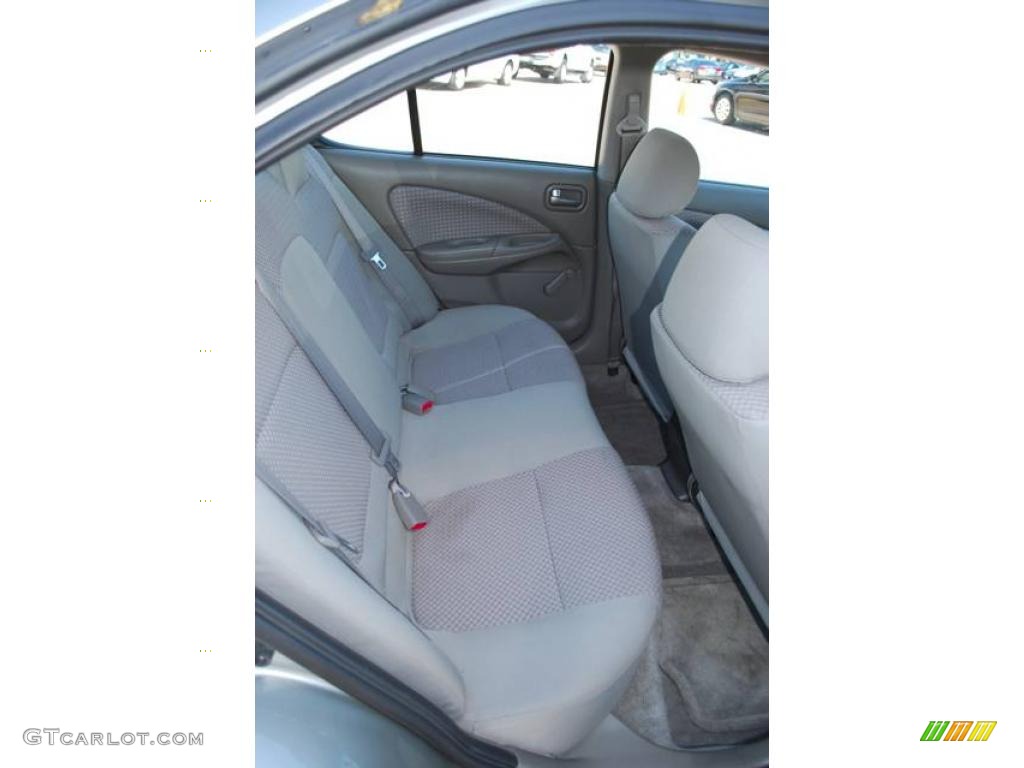 2004 Sentra 1.8 - Radium Gray / Taupe photo #29