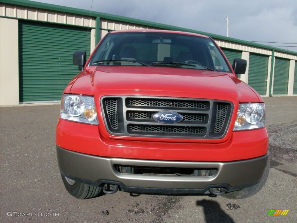 2006 F150 STX SuperCab 4x4 - Bright Red / Medium Flint photo #2