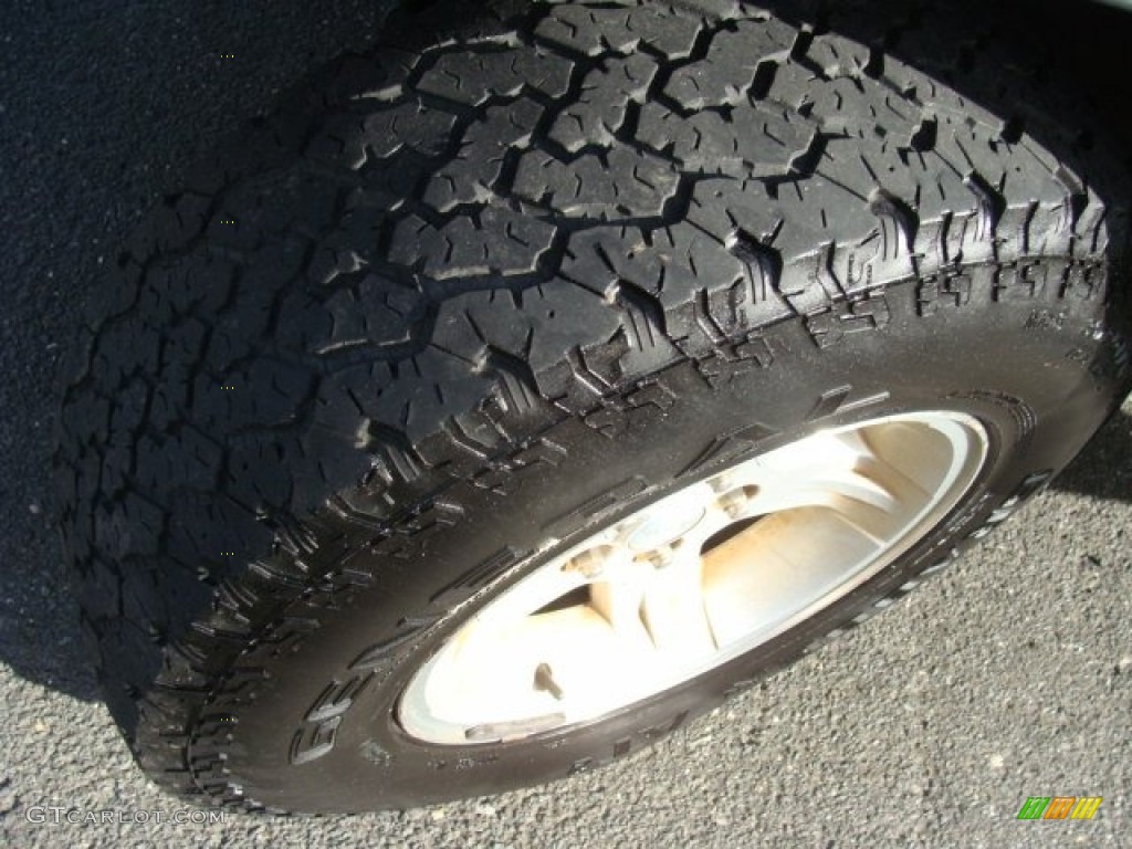 2004 Wrangler Sport 4x4 - Black / Dark Slate Gray photo #22