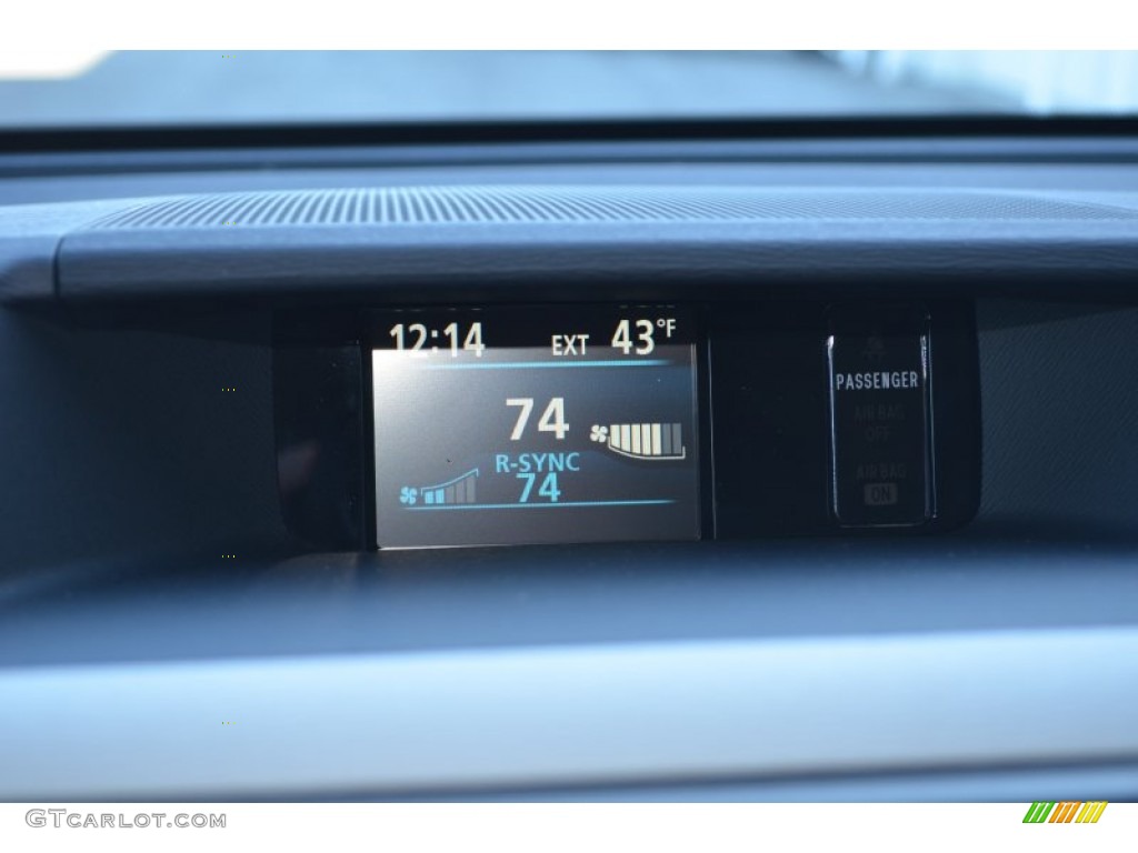 2013 Sienna SE - Salsa Red Pearl / Dark Charcoal photo #33