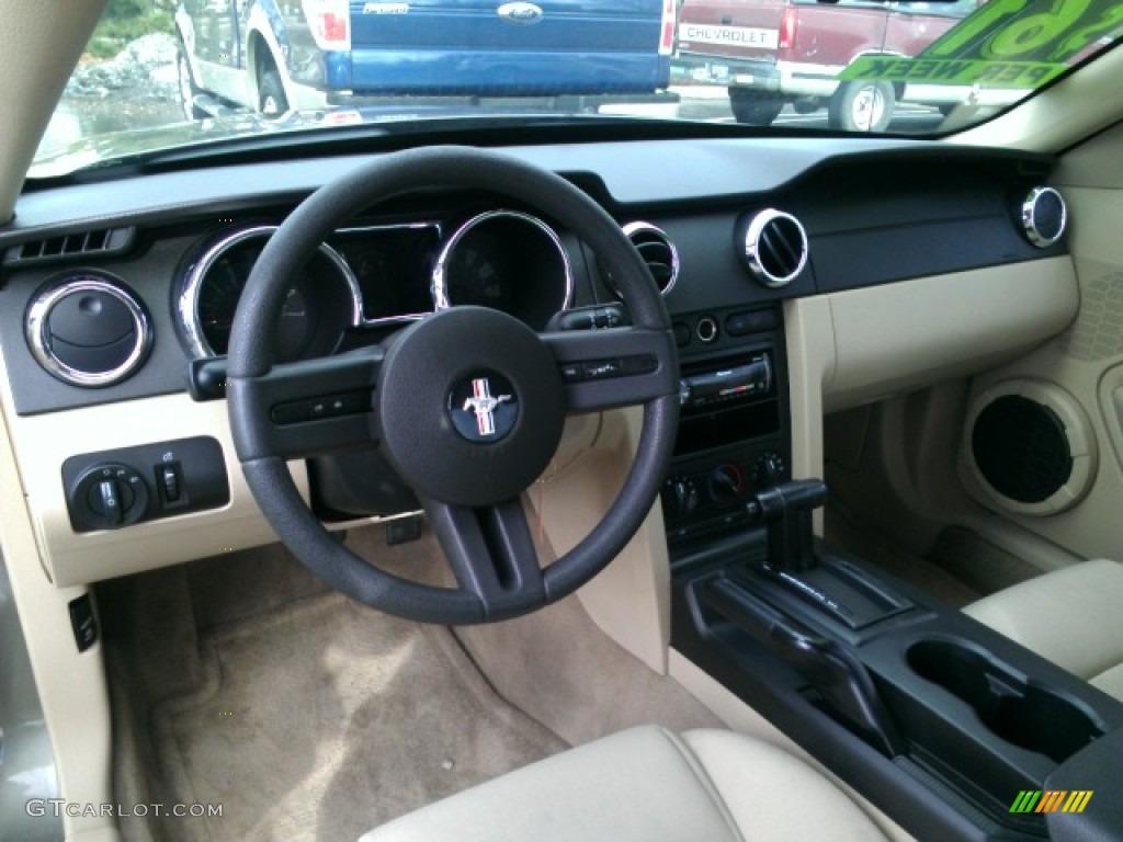 2005 Mustang V6 Deluxe Coupe - Mineral Grey Metallic / Medium Parchment photo #13