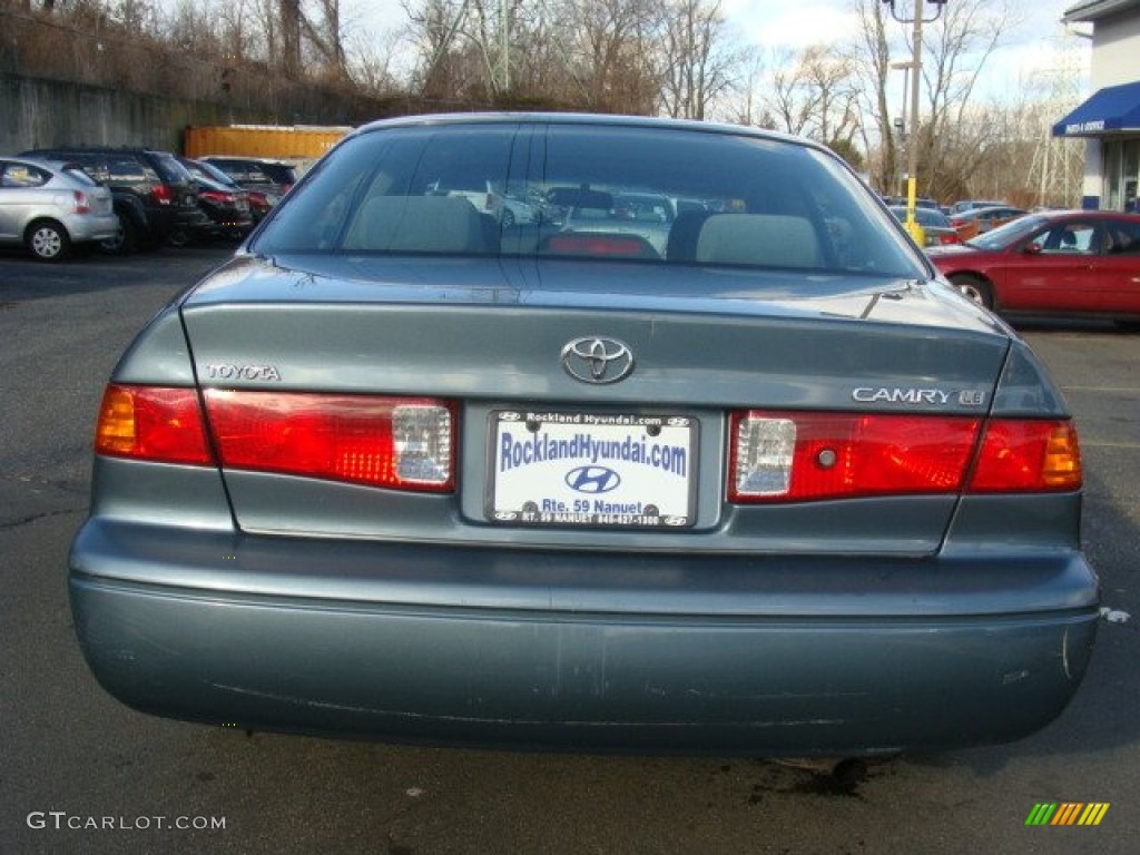 2000 Camry LE - Sailfin Blue Metallic / Gray photo #5