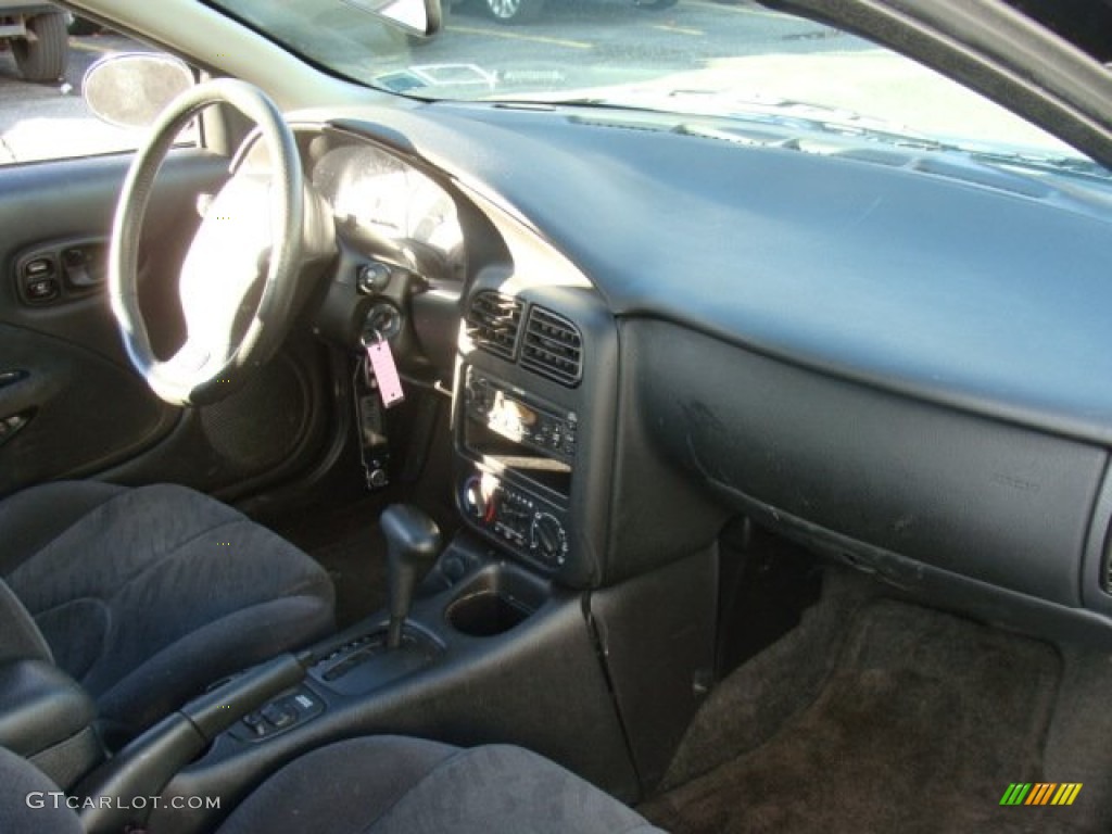 2002 S Series SC2 Coupe - Silver / Black photo #20