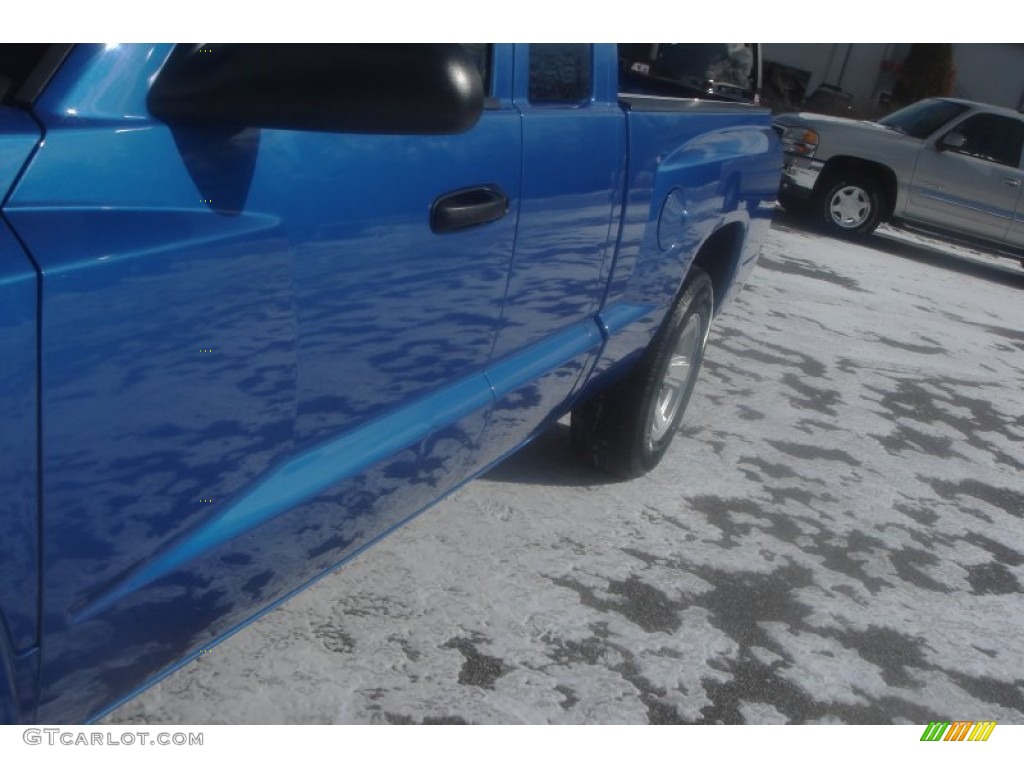 2008 Dakota SLT Extended Cab 4x4 - Electric Blue Pearl / Dark Slate Gray/Medium Slate Gray photo #7