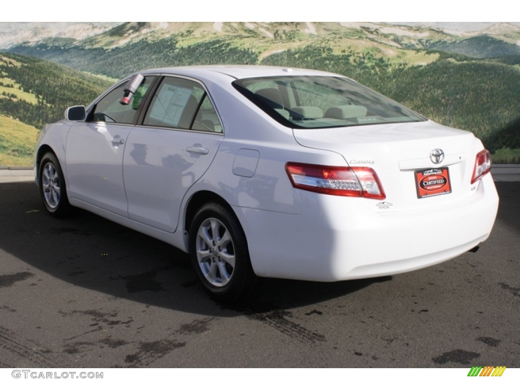 2010 Camry  - Super White / Ash Gray photo #4