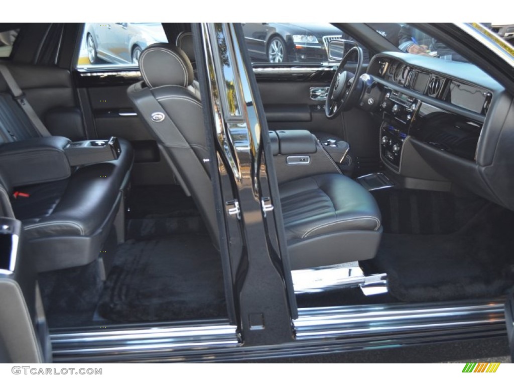 Black Interior 2007 Rolls-Royce Phantom Standard Phantom Model Photo #76700872