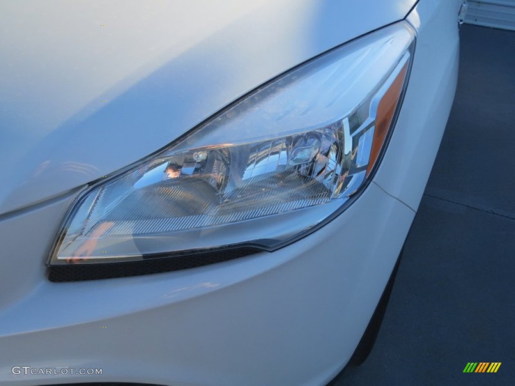 2013 Escape SE 1.6L EcoBoost - White Platinum Metallic Tri-Coat / Charcoal Black photo #7