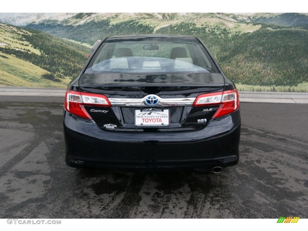 2013 Camry Hybrid XLE - Attitude Black Metallic / Ivory photo #4