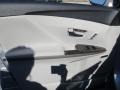 Classic Silver Metallic - Venza XLE Photo No. 19