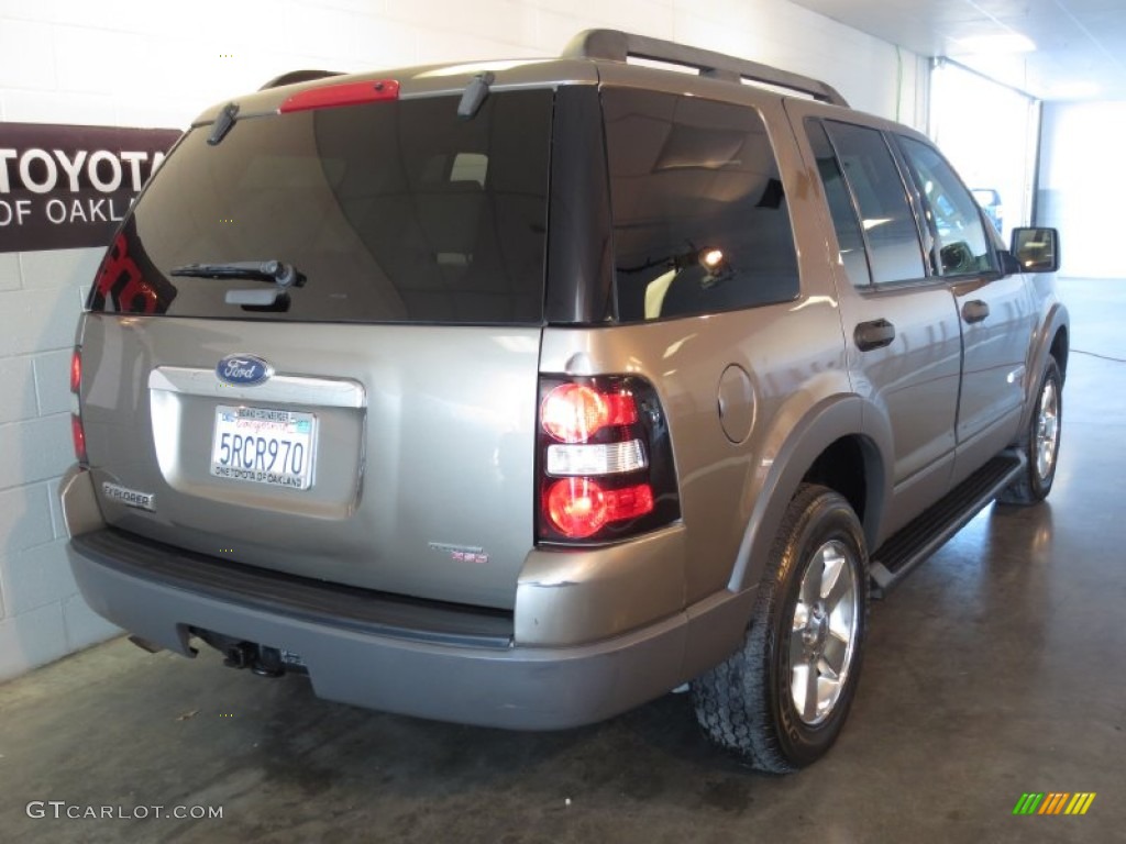 2006 Explorer XLT 4x4 - Mineral Grey Metallic / Camel photo #5