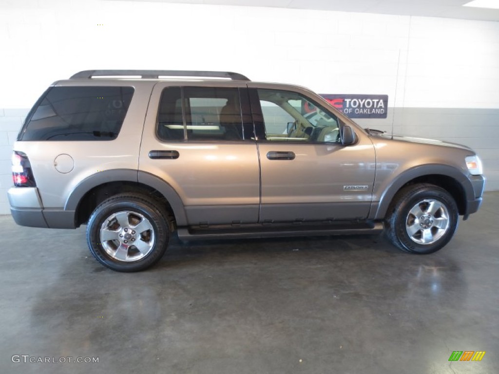 2006 Explorer XLT 4x4 - Mineral Grey Metallic / Camel photo #6