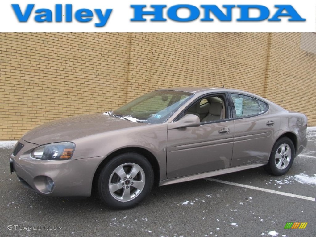 2006 Grand Prix Sedan - Bronzestone Metallic / Sand photo #1
