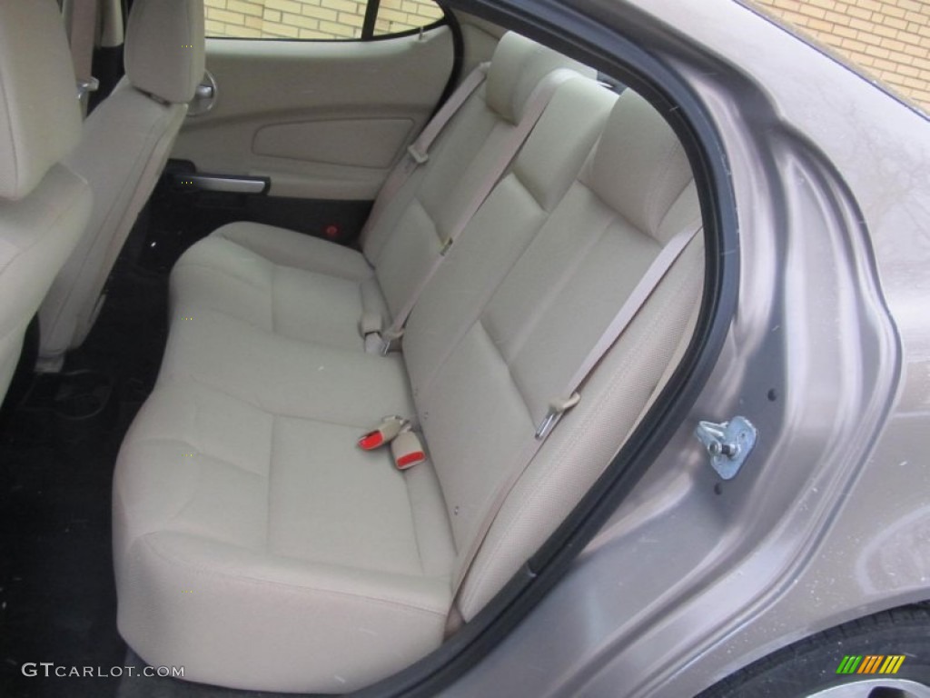 Sand Interior 2006 Pontiac Grand Prix Sedan Photo #76708093
