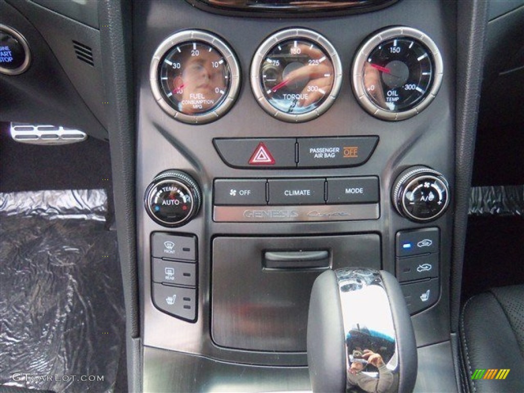 2013 Genesis Coupe 3.8 Track - White Satin Pearl / Black Leather photo #16