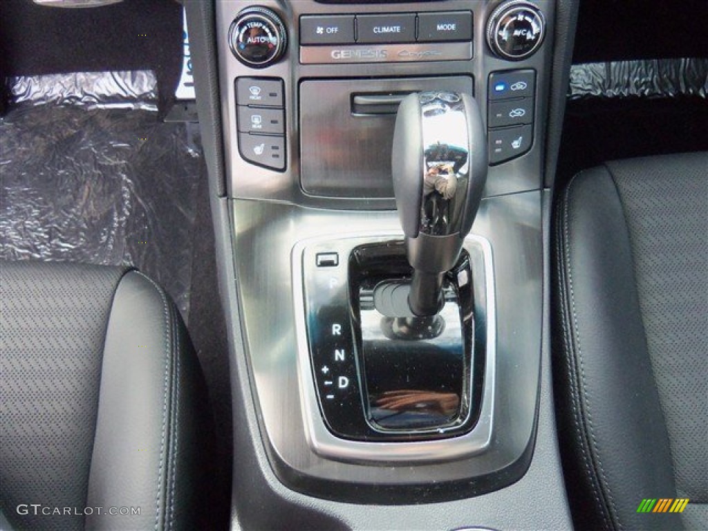 2013 Genesis Coupe 3.8 Track - White Satin Pearl / Black Leather photo #17