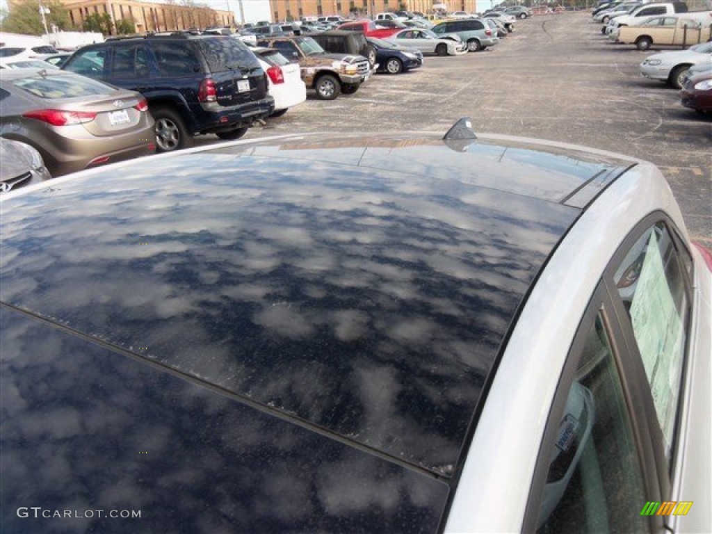 2013 Elantra GT - Silver / Black photo #4