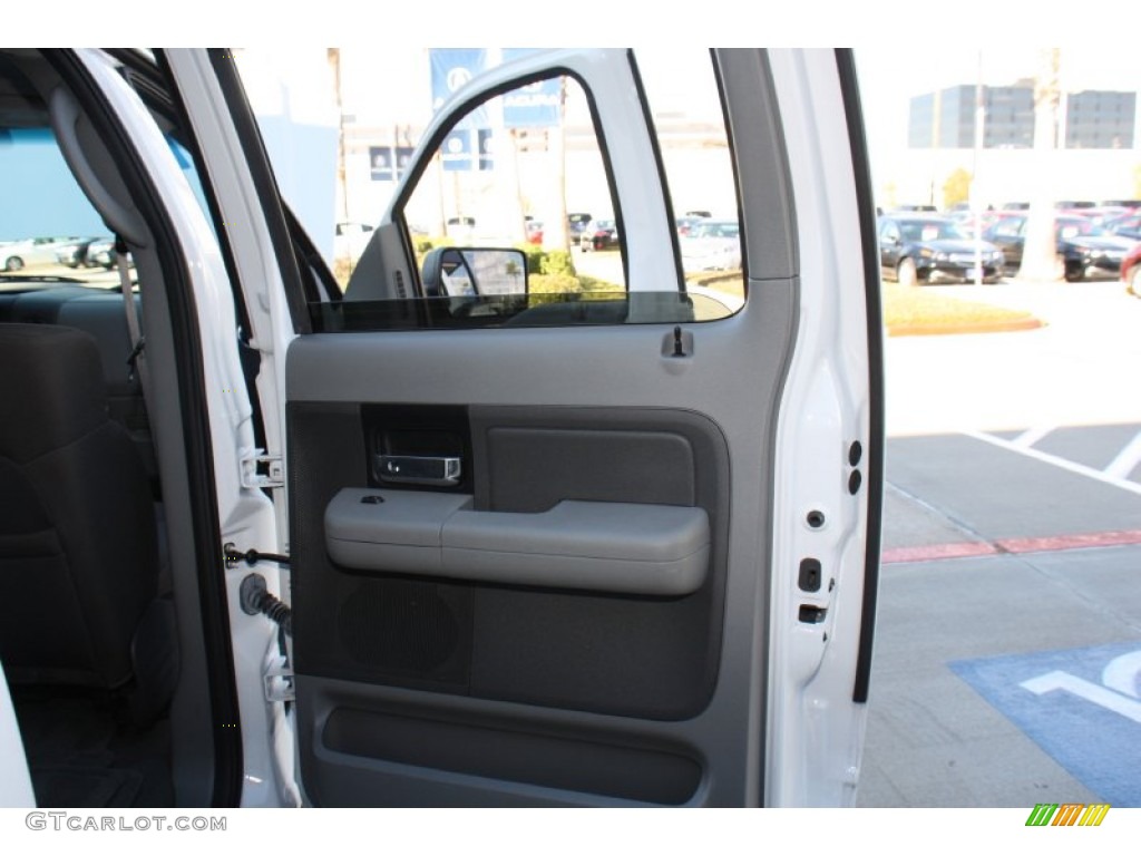 2006 F150 XLT SuperCrew - Oxford White / Tan photo #14