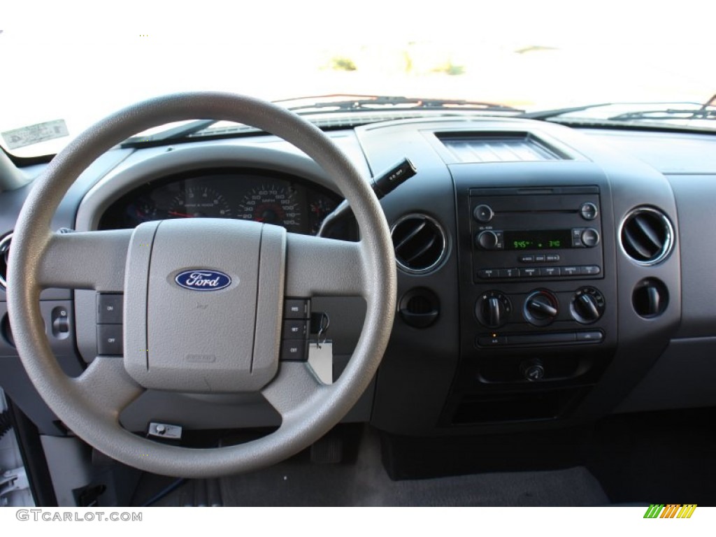 2006 F150 XLT SuperCrew - Oxford White / Tan photo #20