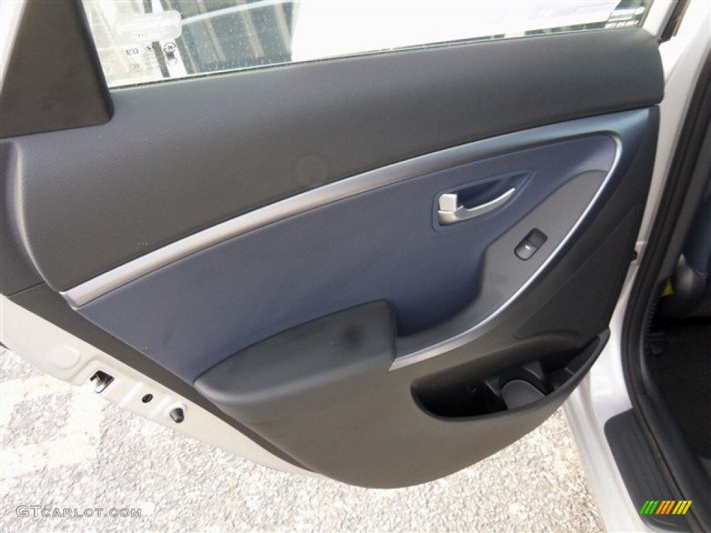 2013 Elantra GT - Silver / Black photo #12