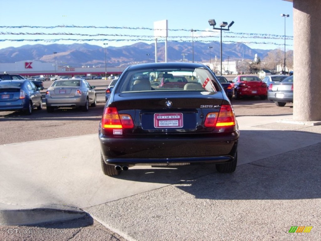 2002 3 Series 325xi Sedan - Jet Black / Sand photo #10