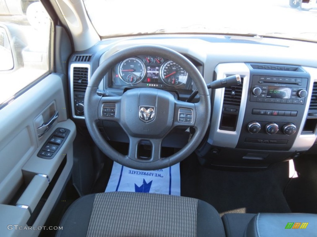 2012 Ram 1500 SLT Quad Cab - Bright Silver Metallic / Dark Slate Gray/Medium Graystone photo #19