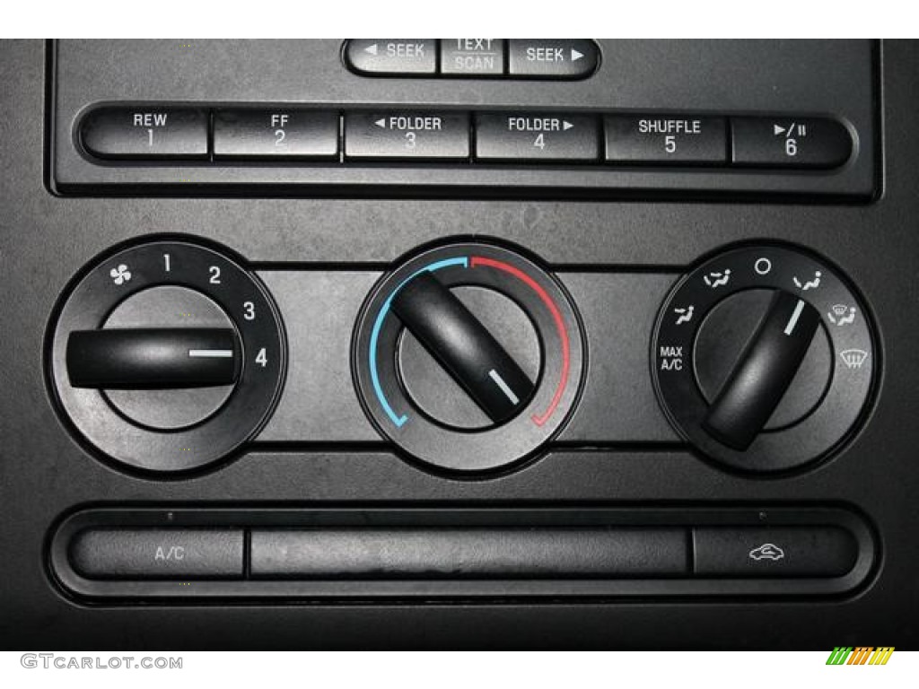 2007 Ford F150 XLT Regular Cab 4x4 Controls Photos