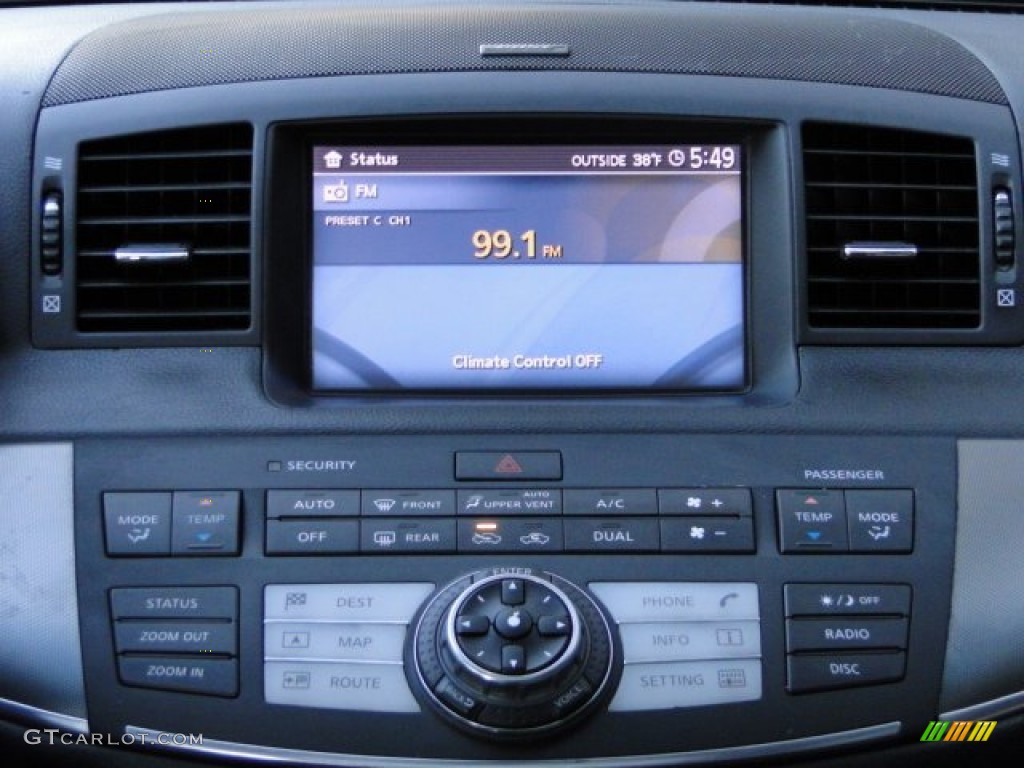 2006 Infiniti M 35 Sedan Controls Photos