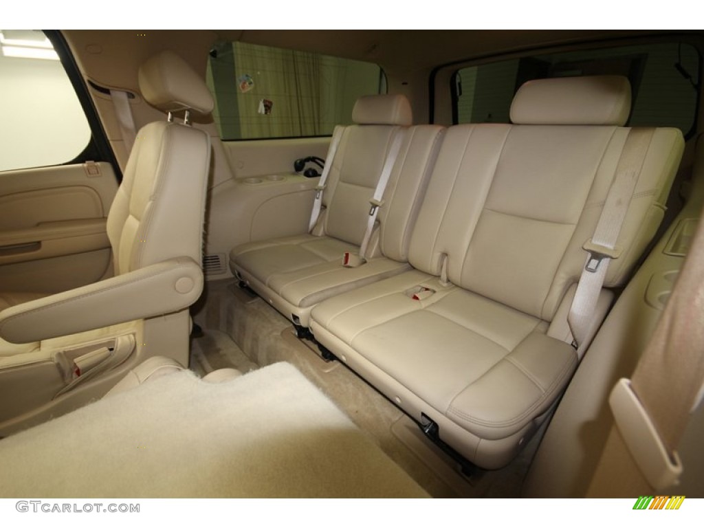2008 Cadillac Escalade ESV AWD Rear Seat Photos