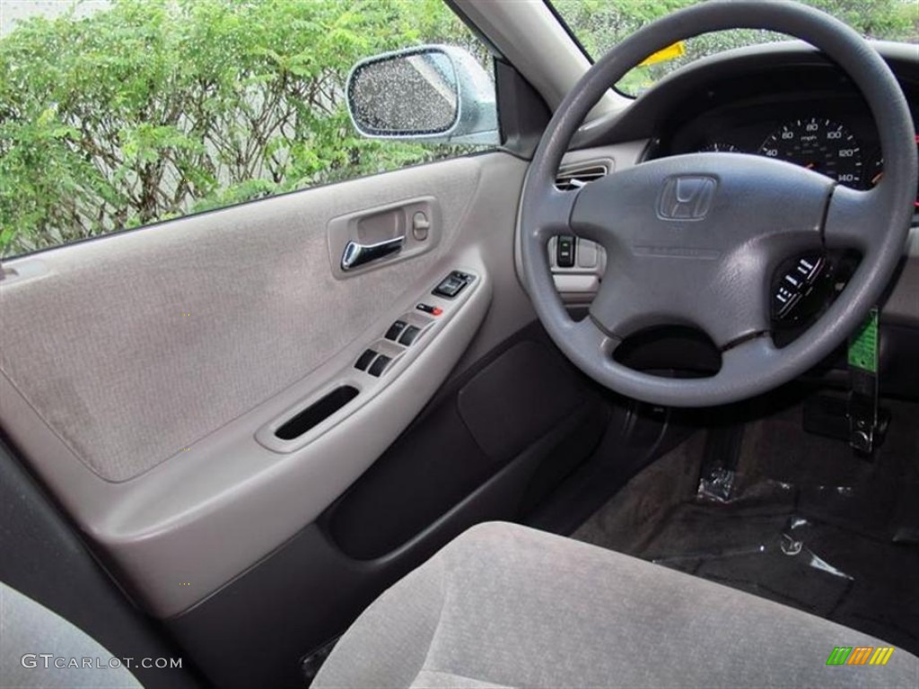 2002 Accord LX Sedan - Satin Silver Metallic / Quartz Gray photo #11