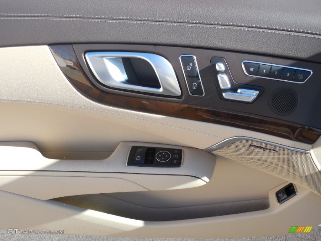 2013 Mercedes-Benz SL 550 Roadster Beige/Brown Door Panel Photo #76717078