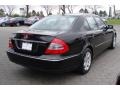 Black - E 320 BlueTEC Sedan Photo No. 3
